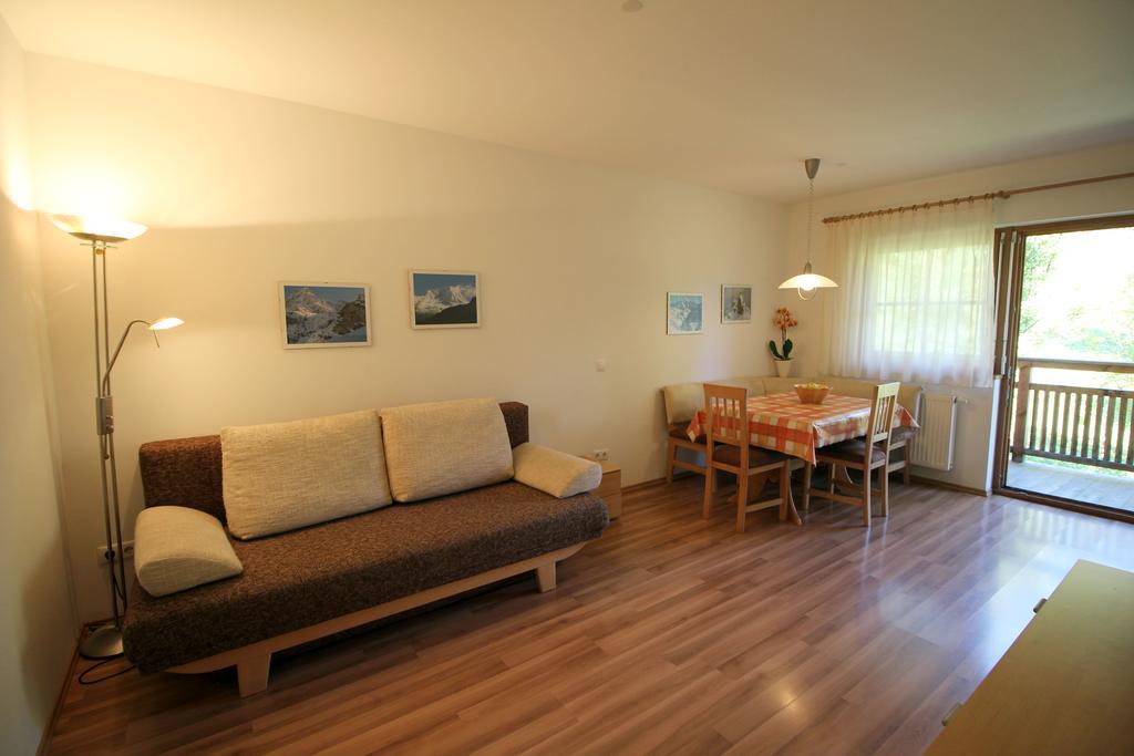 Apartments Im Winkl Brunico Exterior photo