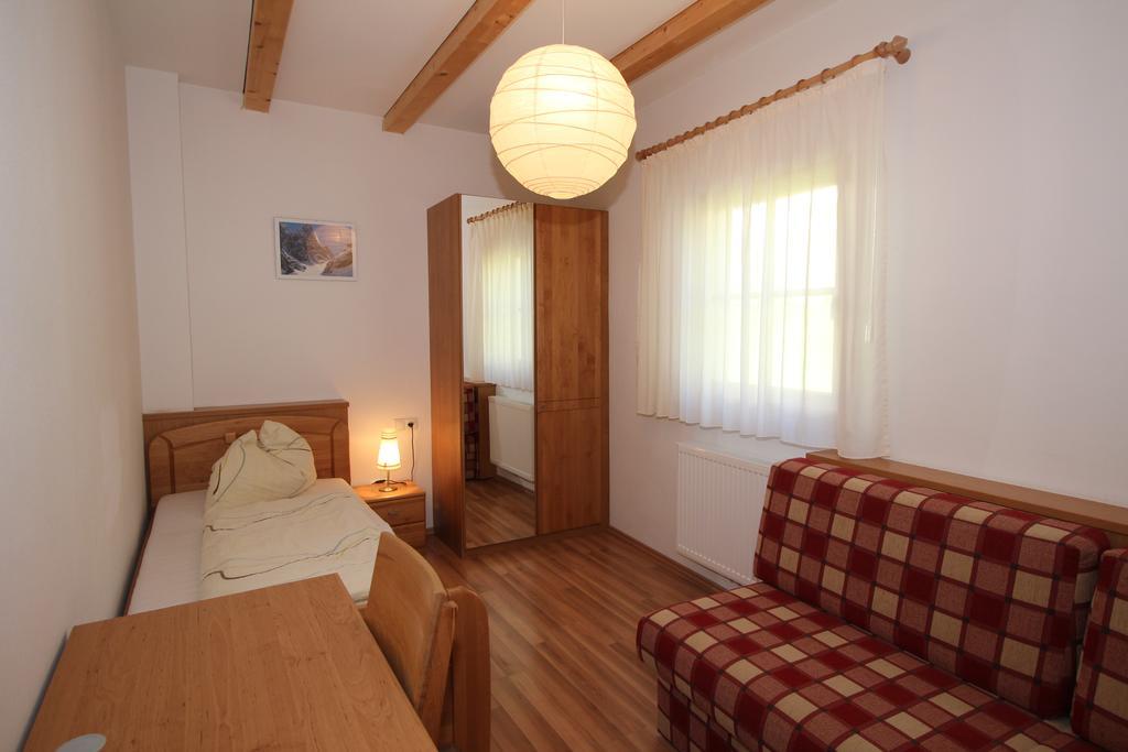 Apartments Im Winkl Brunico Exterior photo